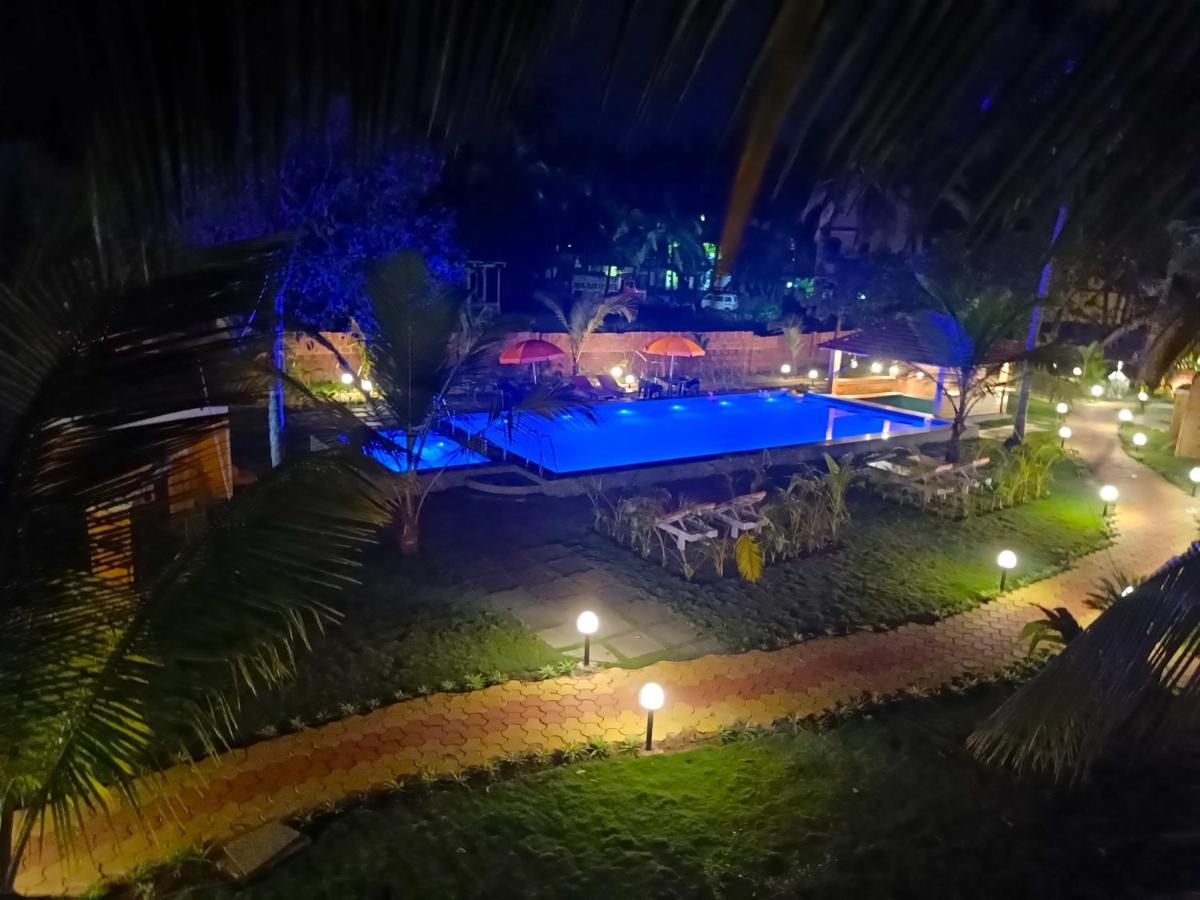 Coco Teros Resort Mandrem Exterior photo