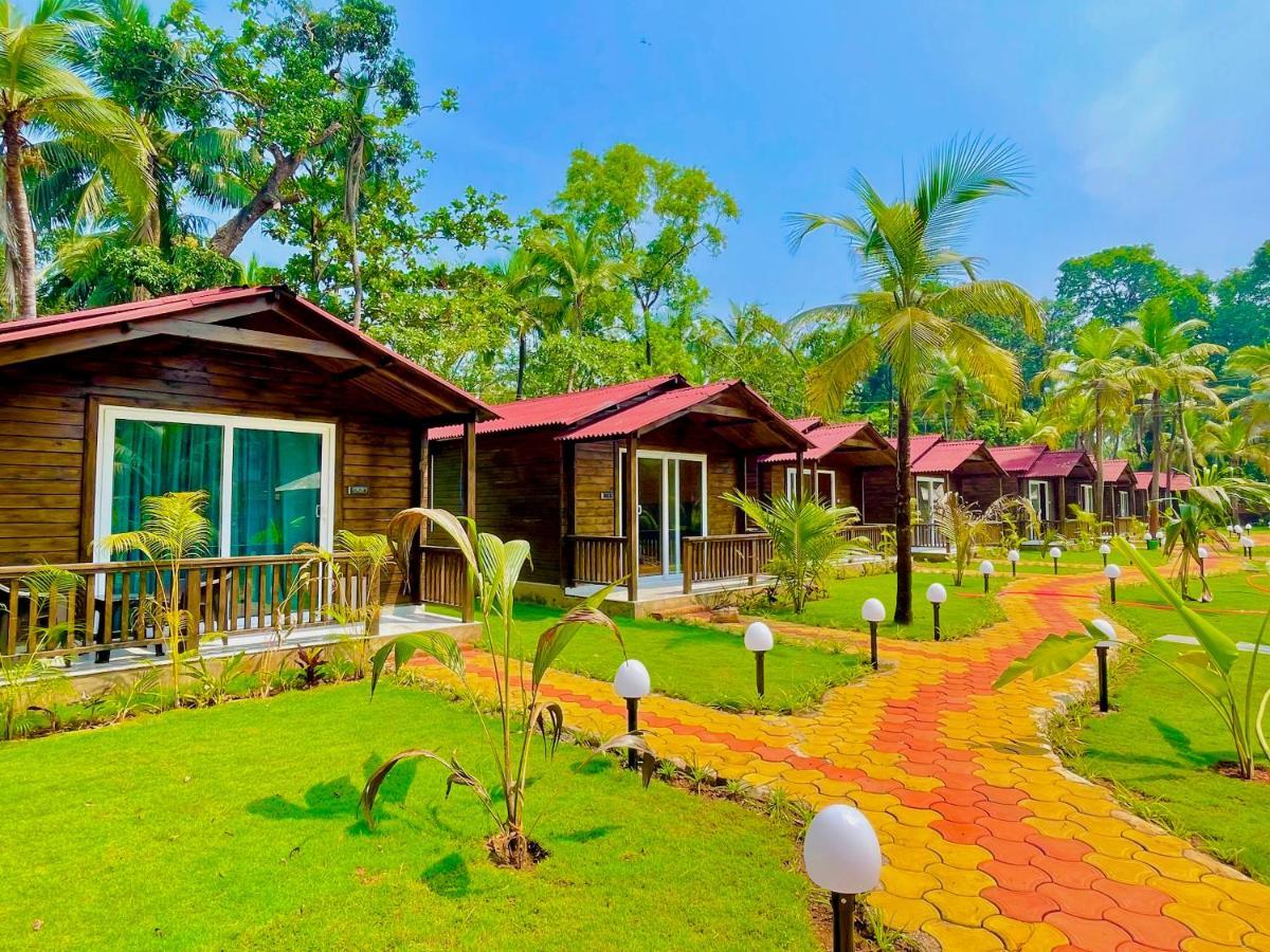 Coco Teros Resort Mandrem Exterior photo