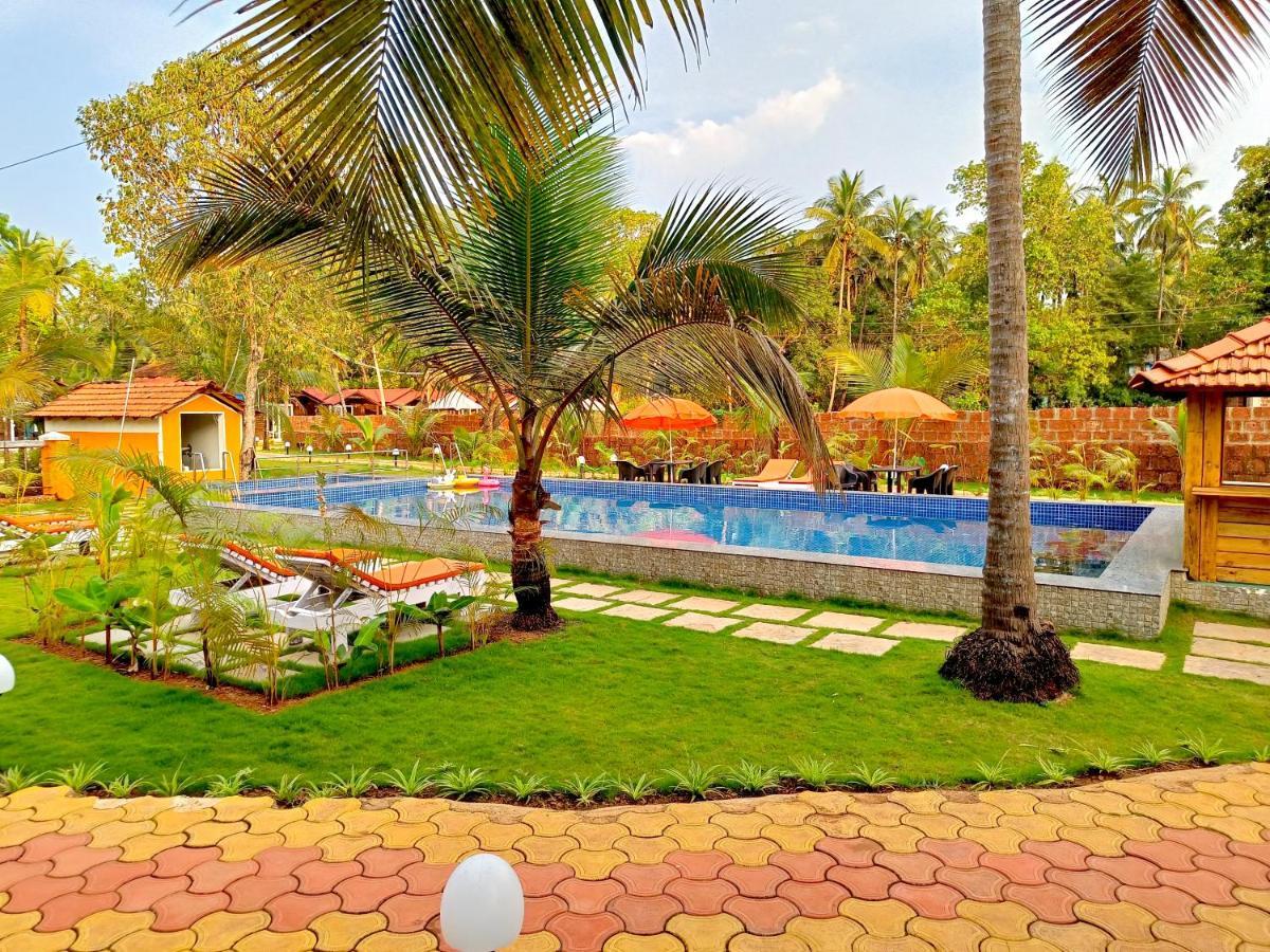 Coco Teros Resort Mandrem Exterior photo