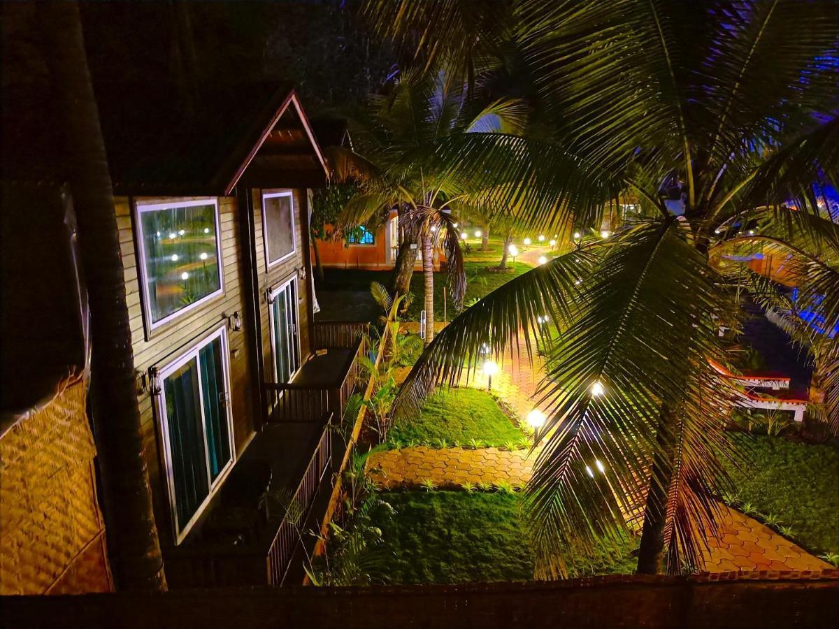 Coco Teros Resort Mandrem Exterior photo