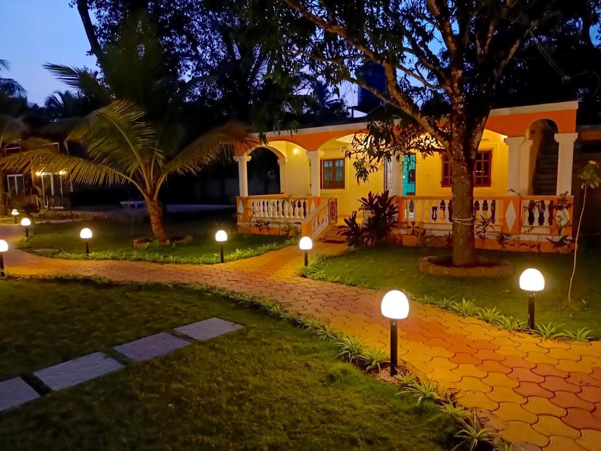 Coco Teros Resort Mandrem Exterior photo